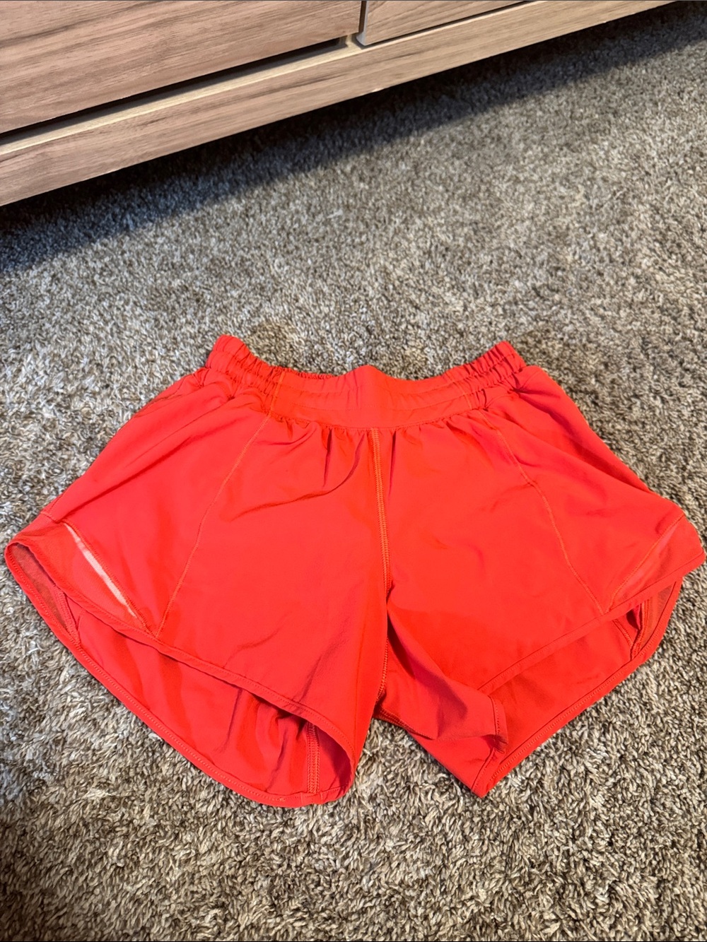 Lululemon Hotty Hot Low Rise Short 4"